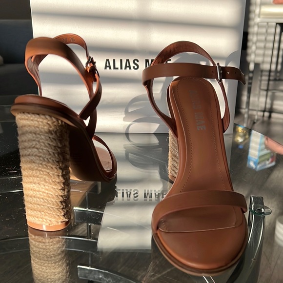 Alias Mae Shoes - Alias Mae heels brown 36; 6